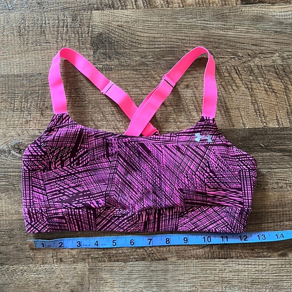 Under Armour Sports Bra - Picture 1 of 4